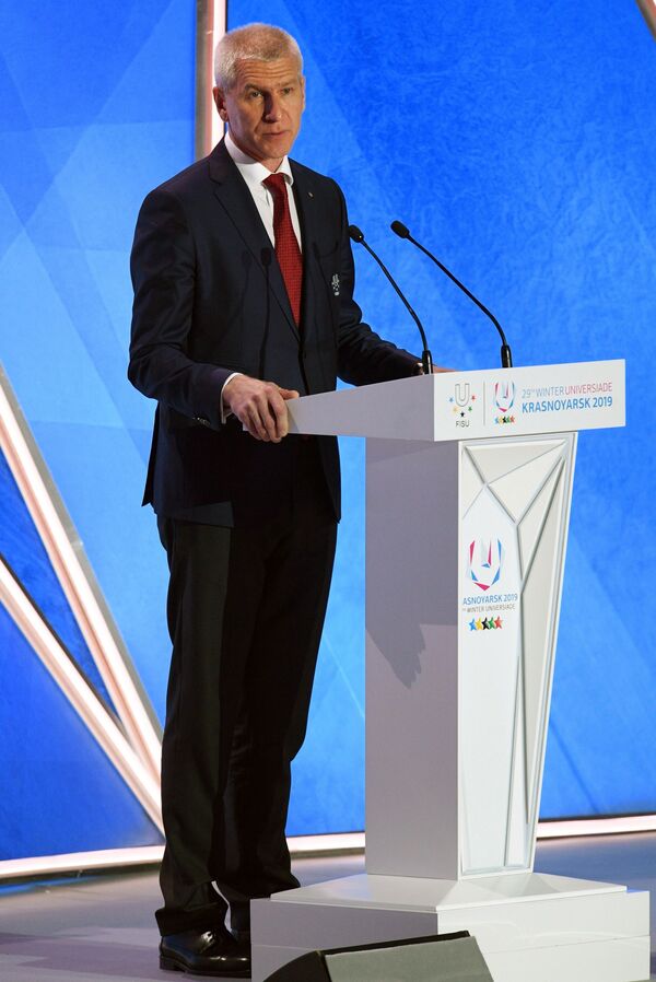 Олег Матыцин выступает на торжественной церемонии открытия Универсиады