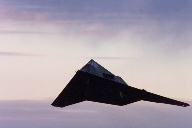 Американский бомбардировщик-невидимка F-117