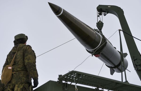 Подготовка к боевому пуску баллистической ракеты Подготовка к боевому пуску баллистической ракеты