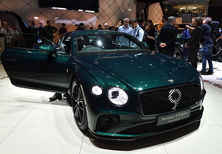 Купе Bentley Continental GT Number 9 на Международном Женевском автосалоне 2019