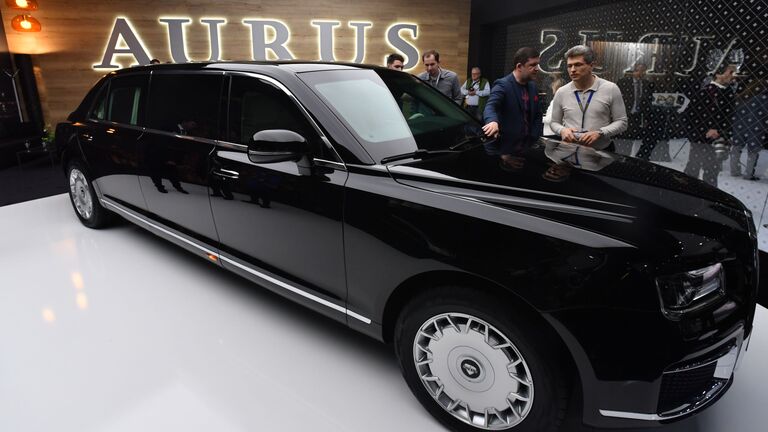 Автомобиль Aurus на Женевском автосалоне