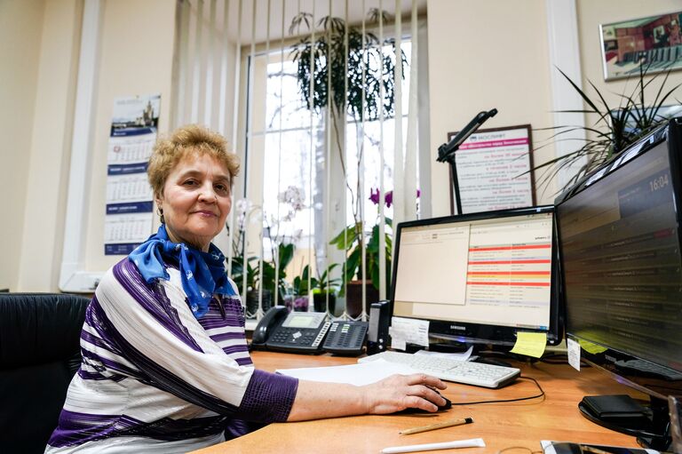 Вера Сергеева, главный диспетчер центральной аварийно-диспетчерской службы АО Мослифт Вера Сергеева, главный диспетчер центральной аварийно-диспетчерской службы АО Мослифт