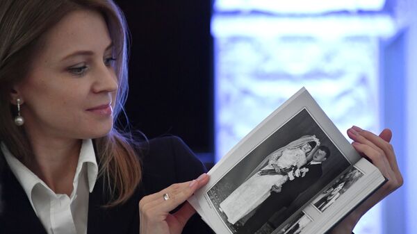 Наталья Поклонская во время презентации своей книги Крымская весна. До и после в Ливадийском дворце. 10 марта 2019