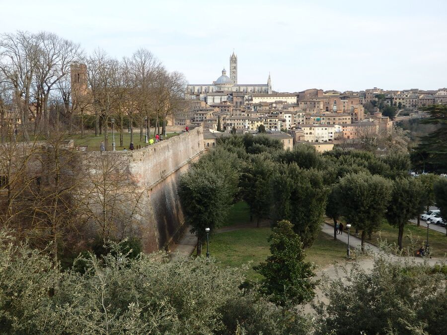 Тоскана. Сиена. Вид из форта Медичи