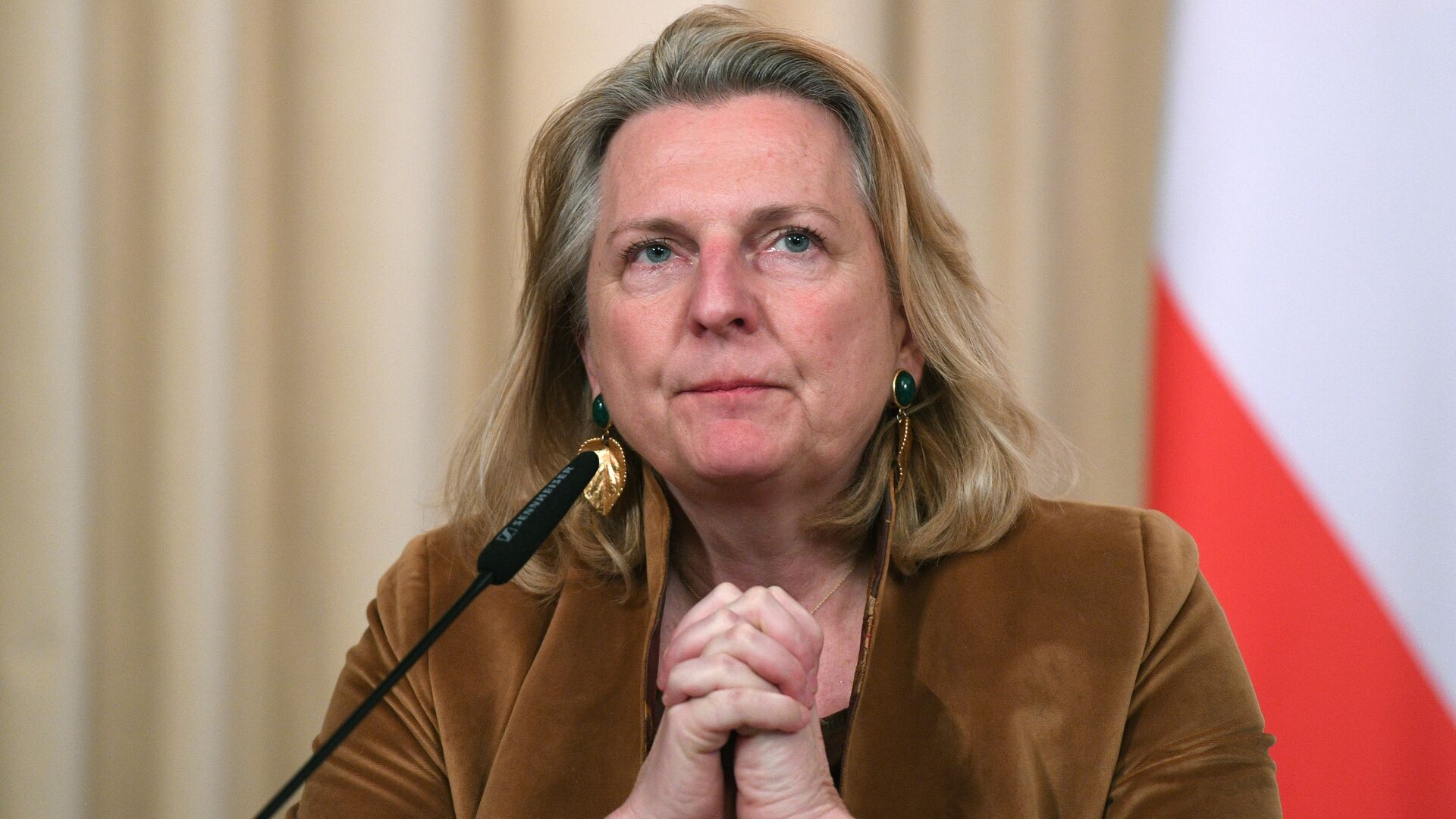 Бывшая Министр Иностранных Дел Австрии Фото