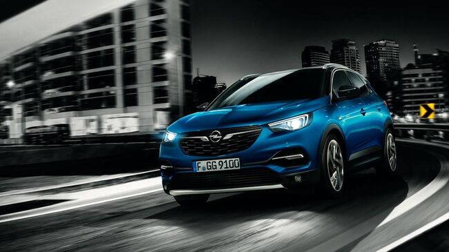 Автомобиль Opel Grandland X