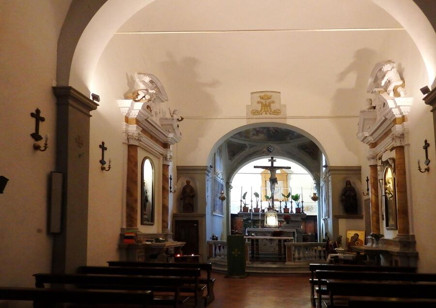Тоскана. Сан-Вивальдо, церковь Св. Вивальдо