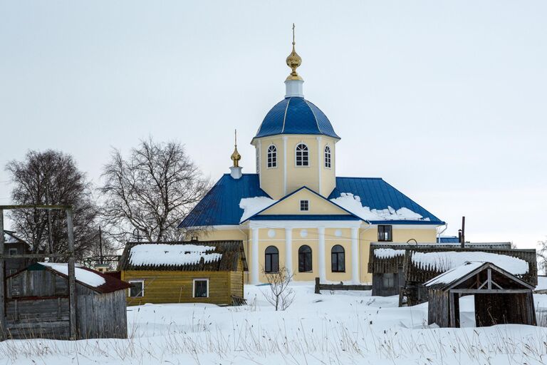 Церковь Тихвинской иконы Божией Матери в деревне Сенная Губа на острове Большой Климецкий в Медвежьегорском районе Республики Карелия