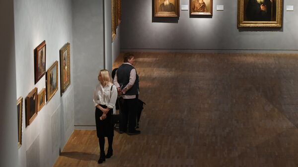 Посетители на выставке Ильи Репина в Третьяковской галерее на Крымском валу
