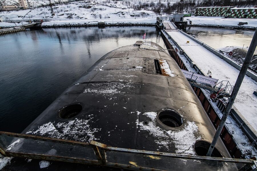 Ограждение рубки подводного крейсера Юрий Долгорукий