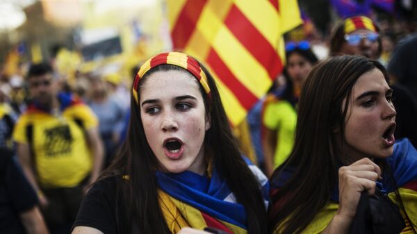 Участницы акции в поддержку независимости Каталонии в Мадриде. 16 марта 2019