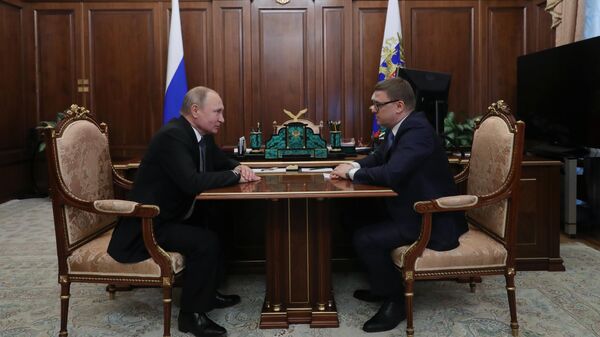 Президент Владимир Путин и временно исполняющий обязанности губернатора Челябинской области Алексей Текслер