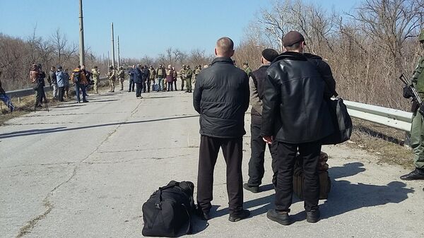 Власти ЛНР передали Киеву 60 заключенных, осужденных до конфликта в Донбассе