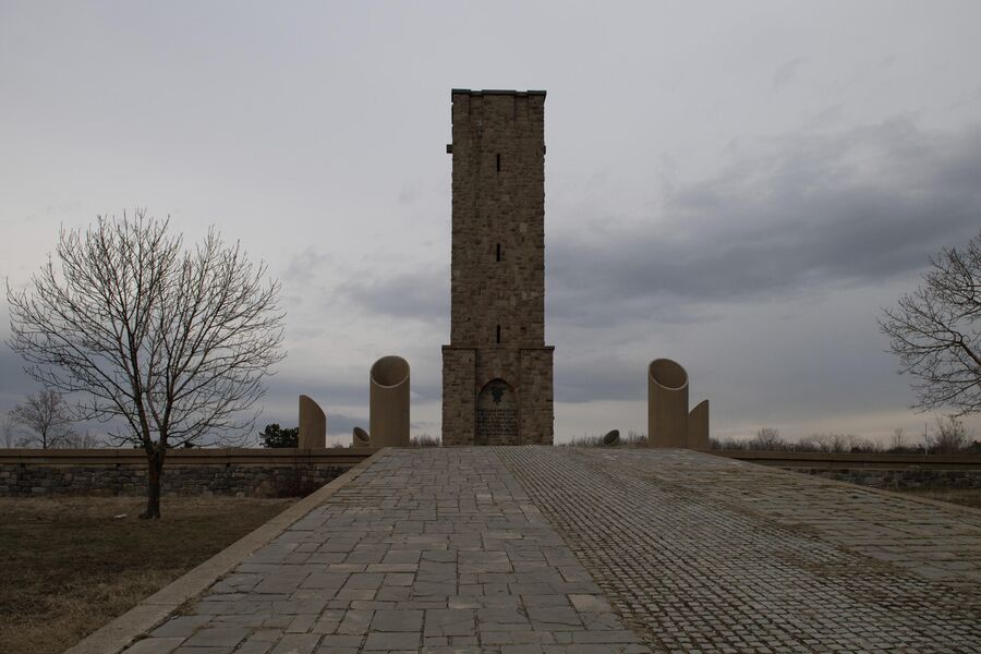 Косово. Мемориал на Косовом поле