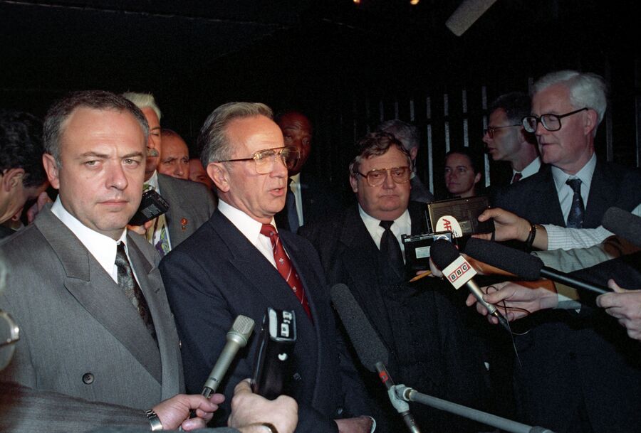 Андрей Козырев на встрече пятерки - постоянных членов Совета Безопасности ООН на министерском уровне. 21 сентября 1992