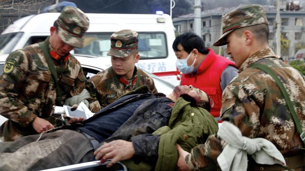 Пострадавший после взрыва на химзаводе в китайской восточной провинции