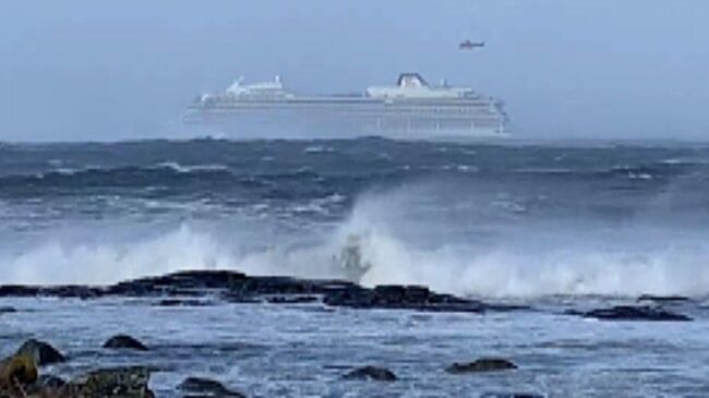 Пассажиры Viking Sky сняли на видео, что происходило после аварии