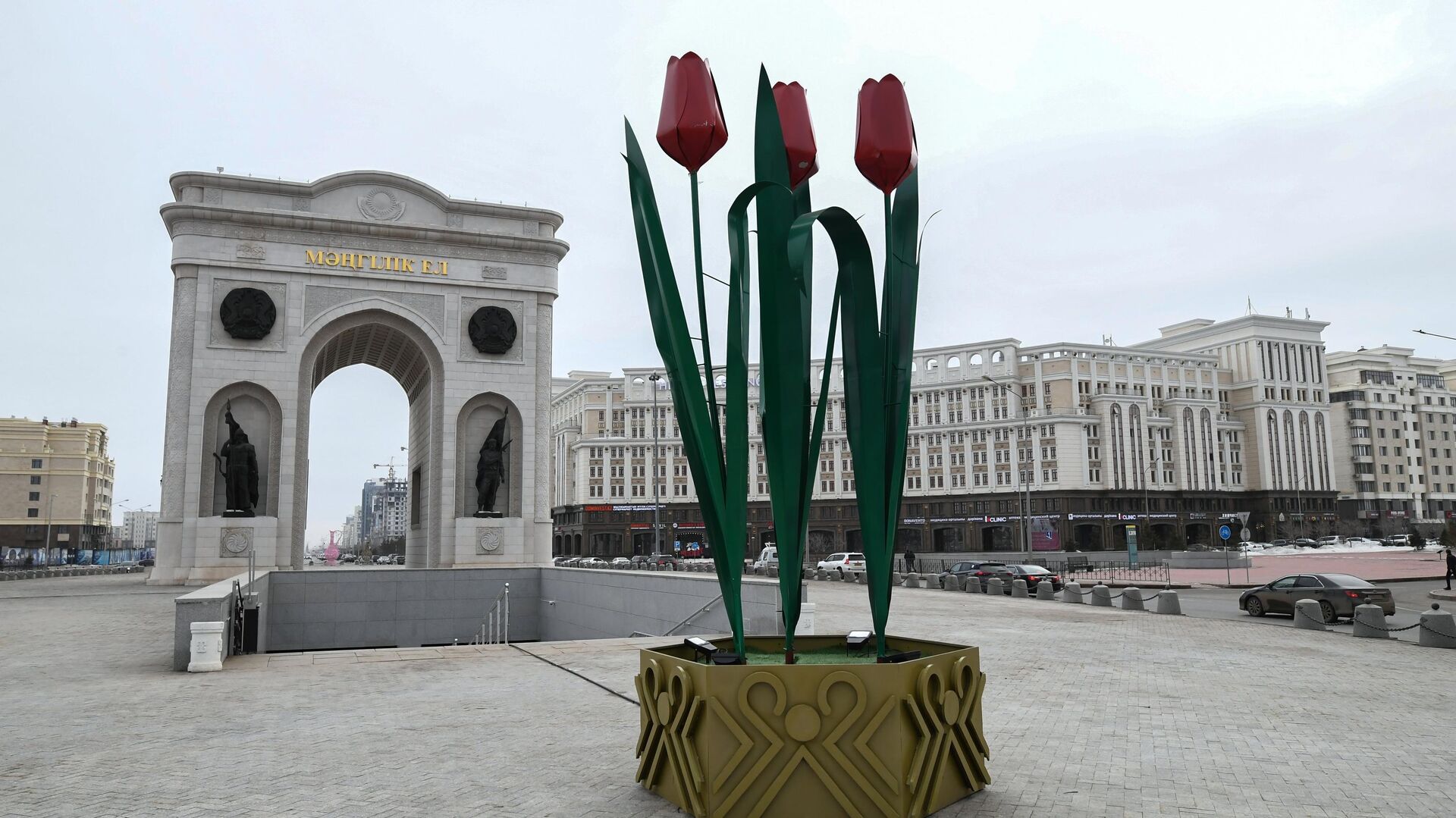 Триумфальная арка в Нур-Султане - РИА Новости, 1920, 03.01.2022