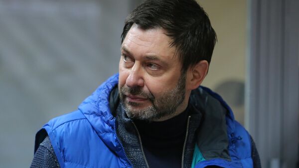 Руководитель портала РИА Новости Украина Кирилл Вышинский в суде