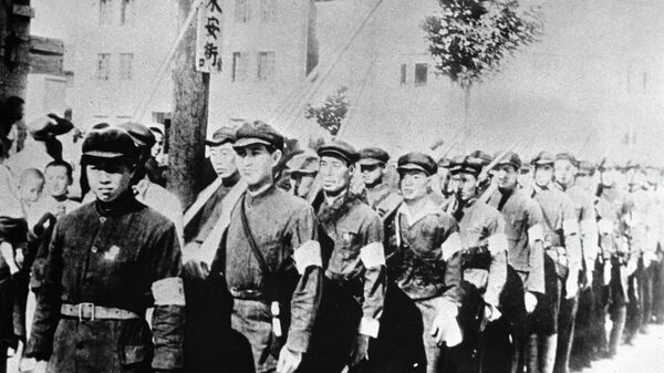 Рабочие и крестьянские вооруженные отряды Китая во время войны с империалистической Японией. 1945 год 