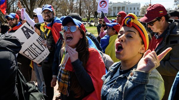 Митинг против вмешательства США в дела Венесуэлы 