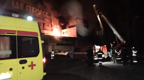 Пожар на заброшенном заводе Цепрусс в Калининграде. 1 апреля 2019