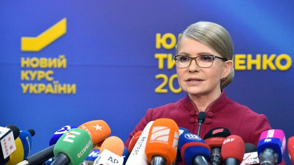 Лидер партии Батькивщина Юлия Тимошенко на пресс-конференции в Киеве