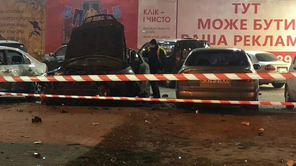 Место взрыва автомобиля в Киеве