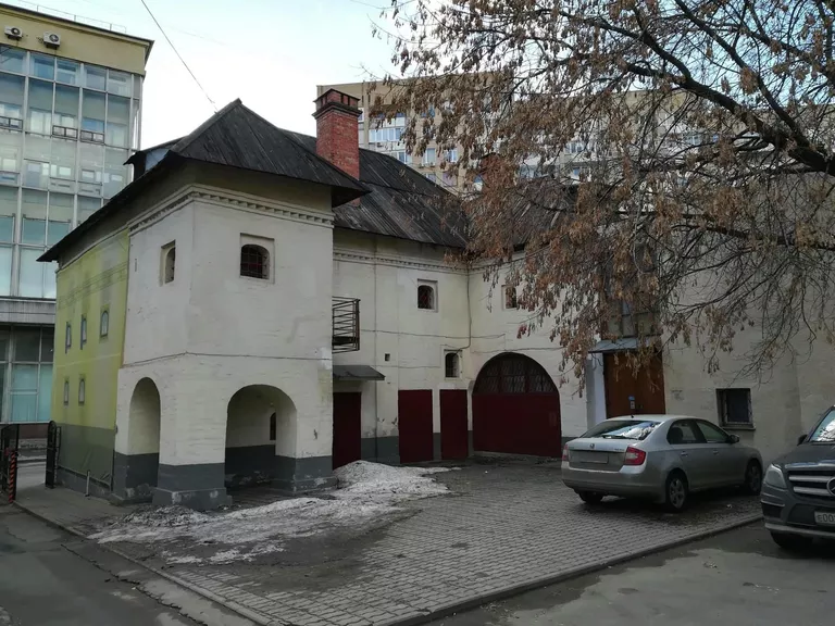 Палаты Хамовного двора на улице Льва Толстого в Москве Палаты Хамовного двора на улице Льва Толстого в Москве