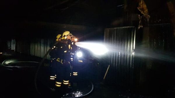 Тушение пожара в подземном гараже на Ленинградском проспекте в Москве. 7 апреля 2019