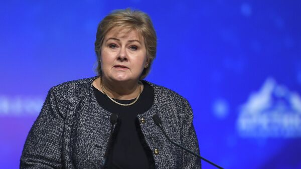 Премьер-министр Королевства Норвегия Эрна Сульберг выступает на пленарном заседании V Международного арктического форума Арктика – территория диалога. 9 апреля 2019
