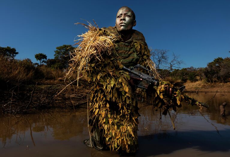 Akashinga - the Brave Ones фотографа Brent Stirton, занявшего первое место в категории ENVIRONMENT - SINGLES в фотоконкурсе World Press Photo 2019