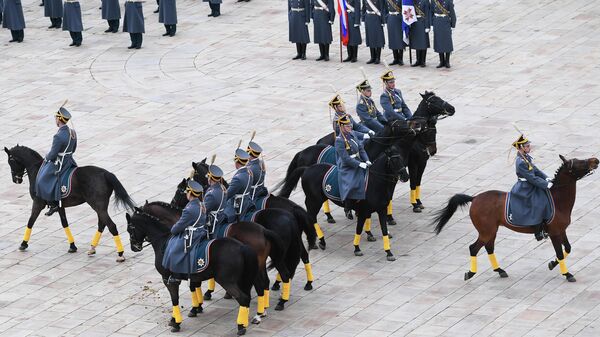Развод конных и пеших караулов Президентского полка