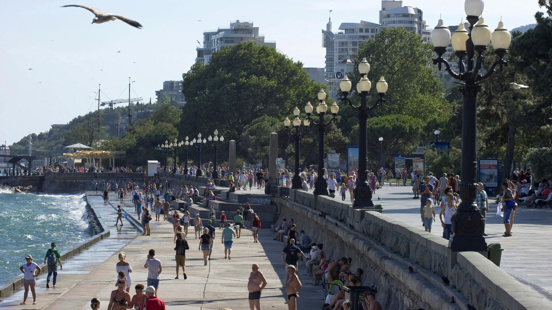 Набережная города Ялты в Крыму - РИА Новости, 1920, 01.05.2019