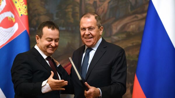 Министр иностранных дел РФ Сергей Лавров и министр иностранных дел Республики Сербии Ивиц Дачич во время встречи в Москве
