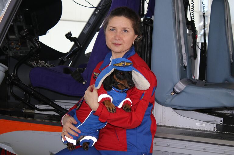 Екатерина Орешникова - первая и пока единственная женщина в России, которая пилотирует санитарный вертолет