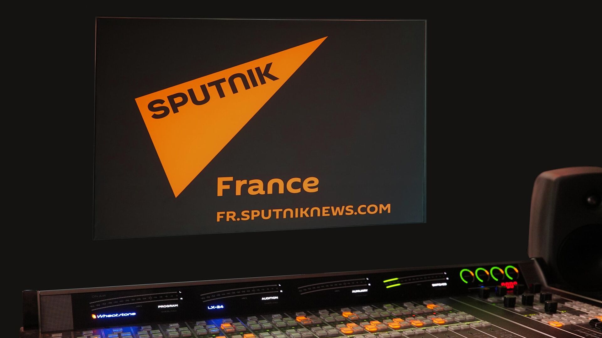 Sputnik France  - РИА Новости, 1920, 01.03.2022