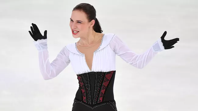 Алена Леонова
