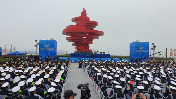 Выступление военных оркестров в Циндао, Китай 