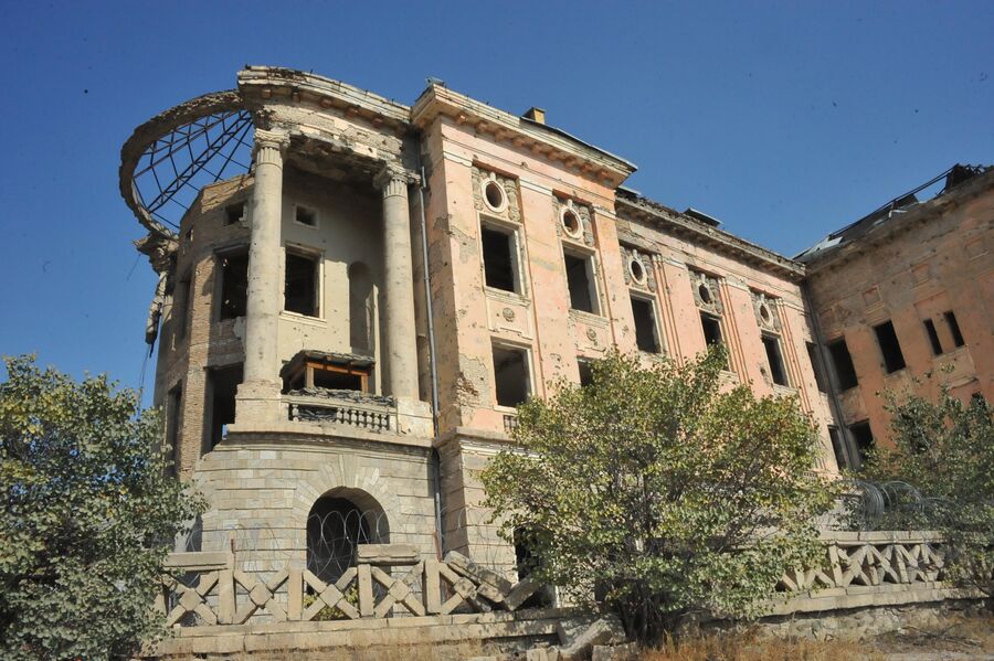 Дворец Тадж-Бек (дворец Амина), разгромленный в афганскую войну