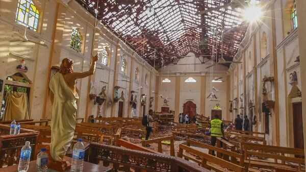 Мы услышали громкий взрыв, и все рухнуло – очевидец трагедии на Шри-Ланке