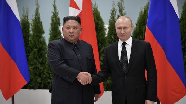 Президент России Владимир Путин во время встречи с лидером КНДР Ким Чен Ыном. 25 апреля 2019