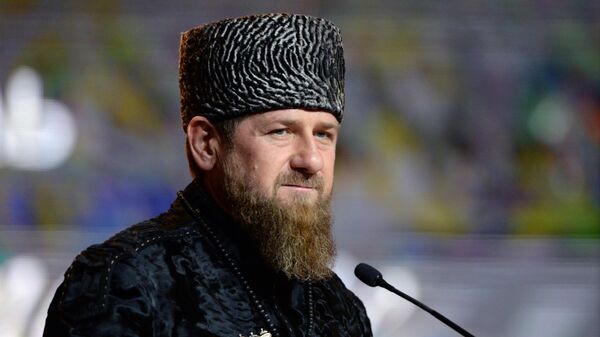 Глава Чеченской Республики Рамзан Кадыров выступает в Государственном театрально-концертном зале Грозного на праздновании Дня чеченского языка в Грозном