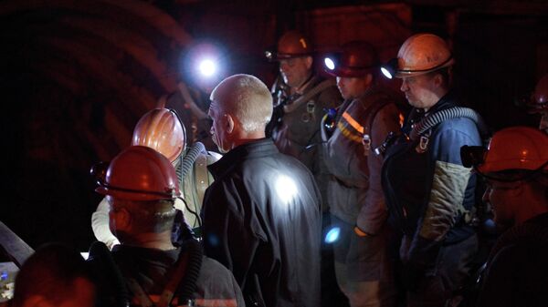 Спасательная операция на шахте Схидкарбон в поселке Юрьевка Луганской народной республики