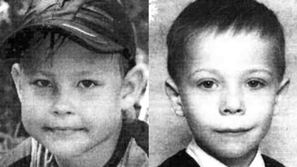 Двое 7-летних детей - Кошелев Арсений и Минаев Антон, которые 15.11.2008г. в 13-00 часов ушли из дома и до настоящего времени их местонахождение не известно.