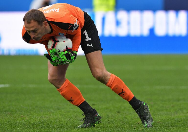 Вратарь Крыльев Советов Сергей Рыжиков Вратарь Крыльев Советов Сергей Рыжиков