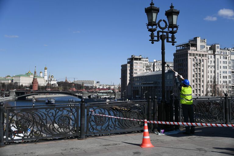 Подготовка объектов городского освещения к весенне-летнему сезону