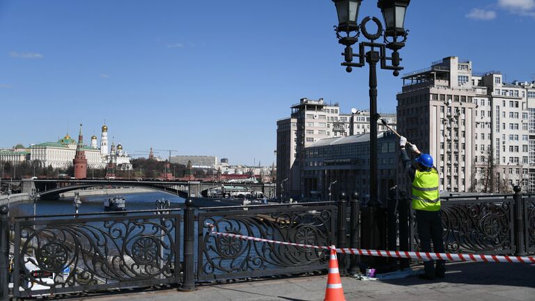 Подготовка объектов городского освещения к весенне-летнему сезону