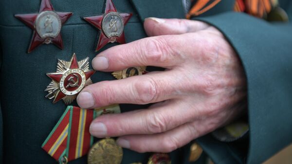 Ордена на груди ветерана Великой Отечественной войны 