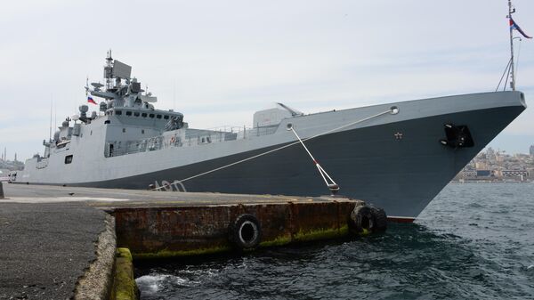 Сторожевой корабль проекта 11356 Адмирал Эссен Черноморского флота на международной выставке оборонной промышленности IDEF-2019 в Стамбуле